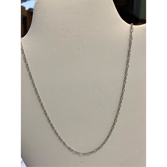 Dainty Silver Oval Chain #classic - Picture 1 of 5